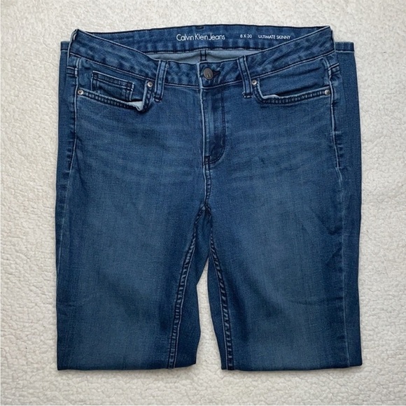 Calvin Klein Jeans Soft Comfy Denim Ultimate Skinny
Size 8 / 30 - Picture 4 of 10